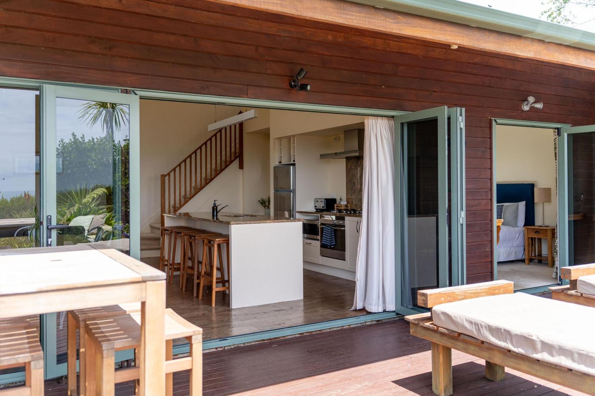 Koru Lodge Raglan Exterior foto